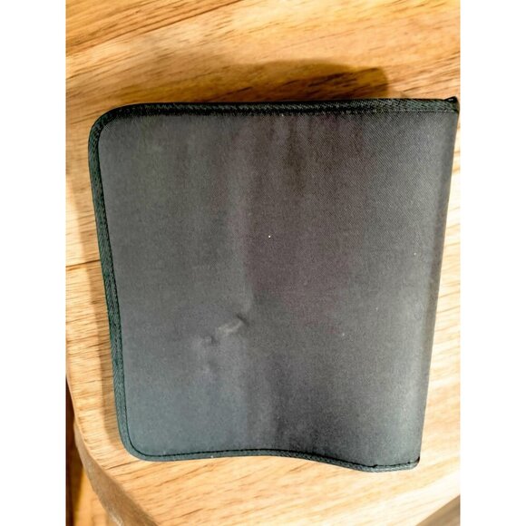 Tech Gear Curve Pocket Large Capacity 1.5" Ring Zipper Binder - Picture 2 of 5